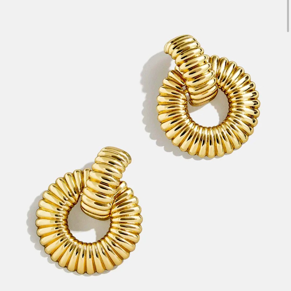 NWT! BaubleBar Marigold Earrings – Gold Plated